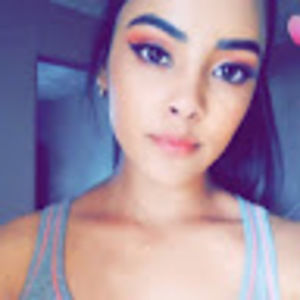 Meet your Posher, Karinareyes